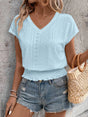 Blouse brodée col V manches courtes