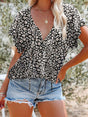 Chemise fleurie col V — grandes tailles